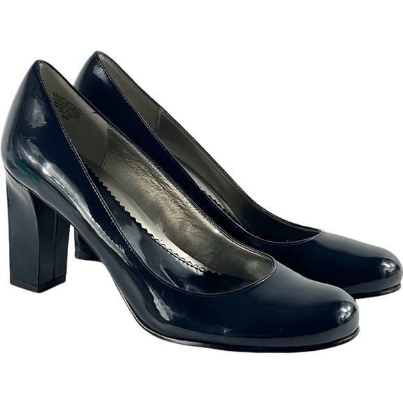 Anne Klein Navy Patent Leather Heel Size 9 - Picture 1 of 8
